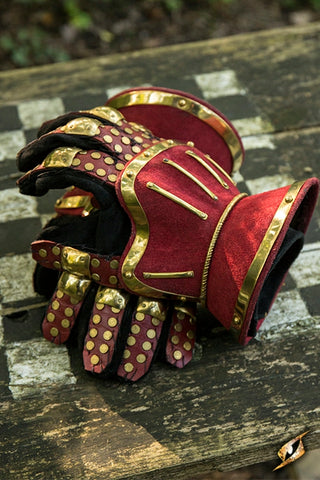 Hourglass Gauntlets - Red